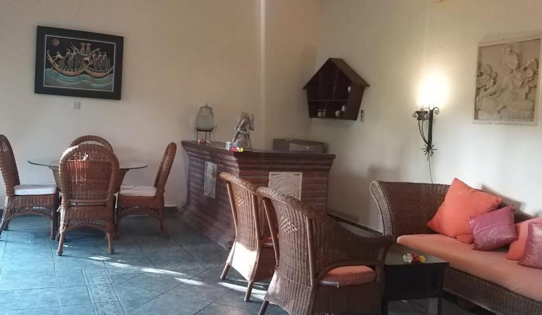 Rambutan Hotel Ловіна Екстер'єр фото
